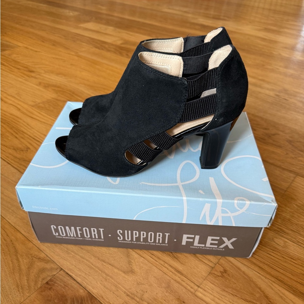 Life Stride Black Peep-Toe Heels - Women's Size 8 1/2 M